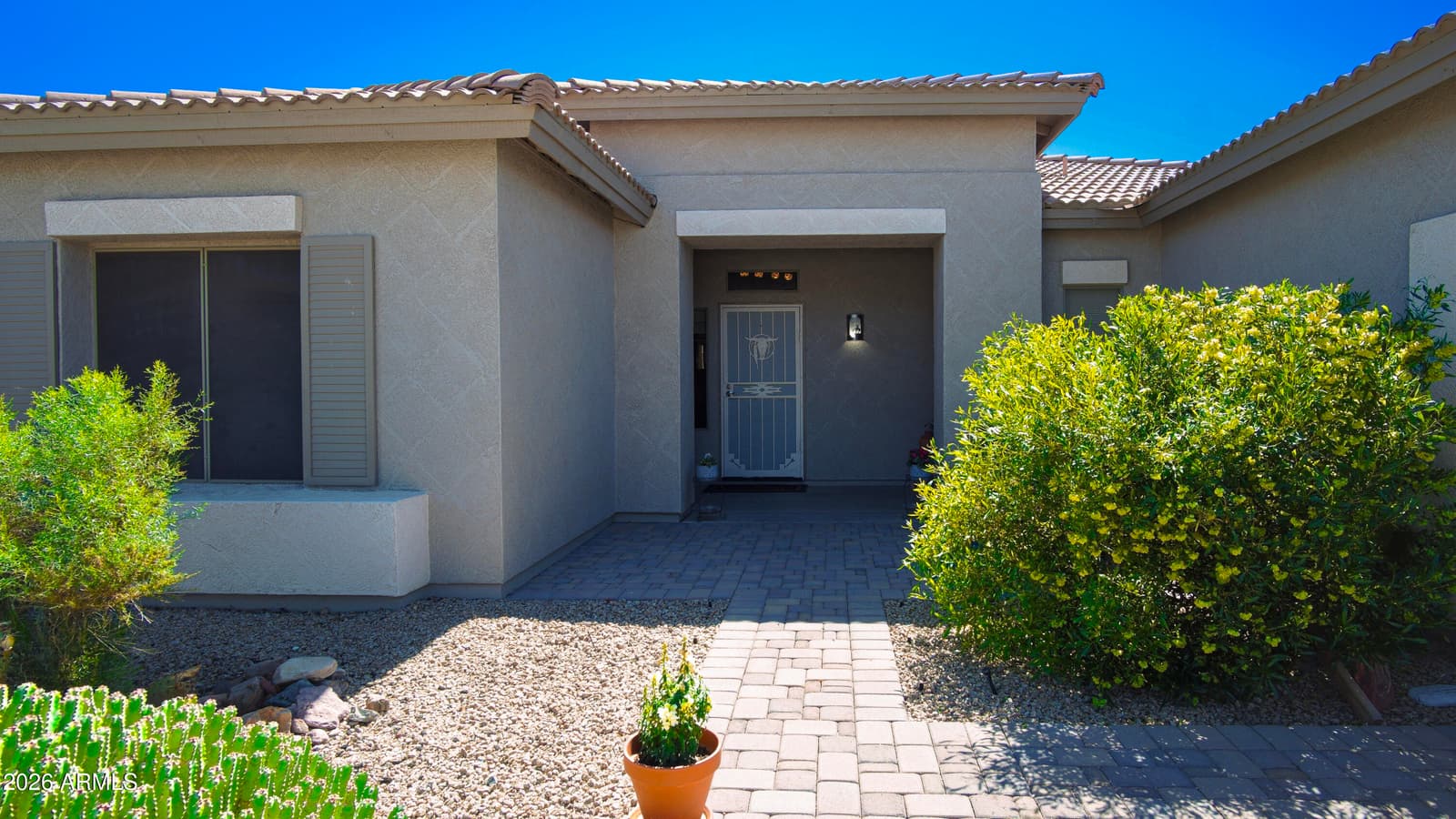 21269 E ROUNDUP Way, Queen Creek, AZ 85142 — photo 4 of 32
