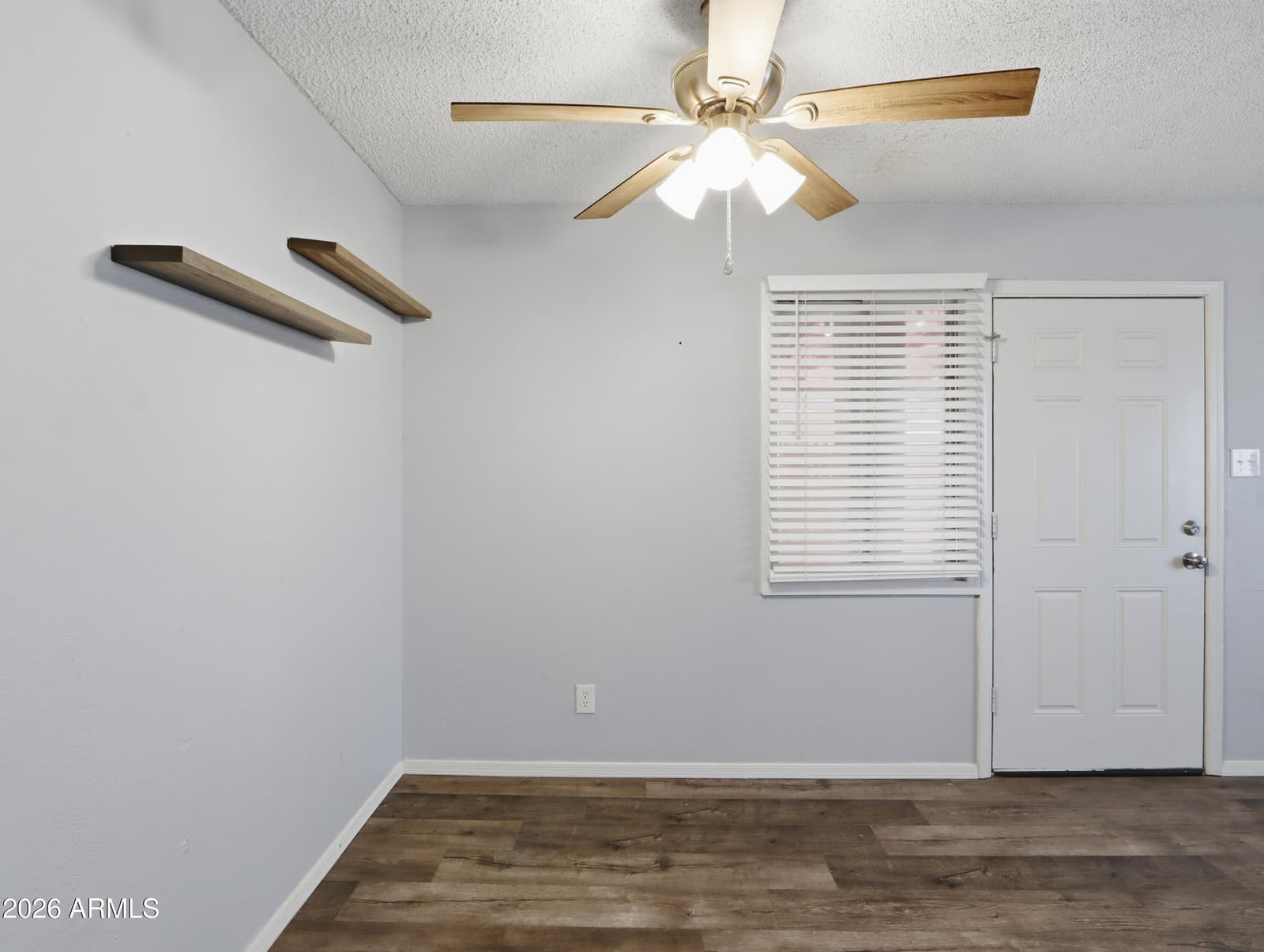 4051 W PALOMINO Road, Phoenix, AZ 85019 — photo 14 of 26