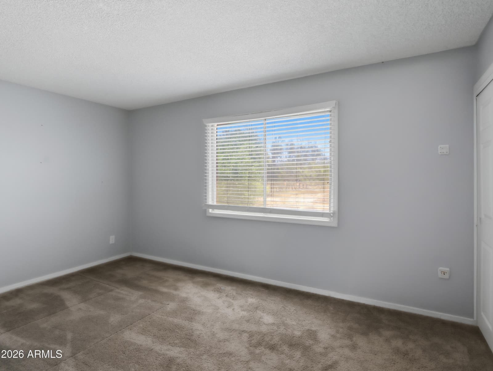 4051 W PALOMINO Road, Phoenix, AZ 85019 — photo 18 of 26