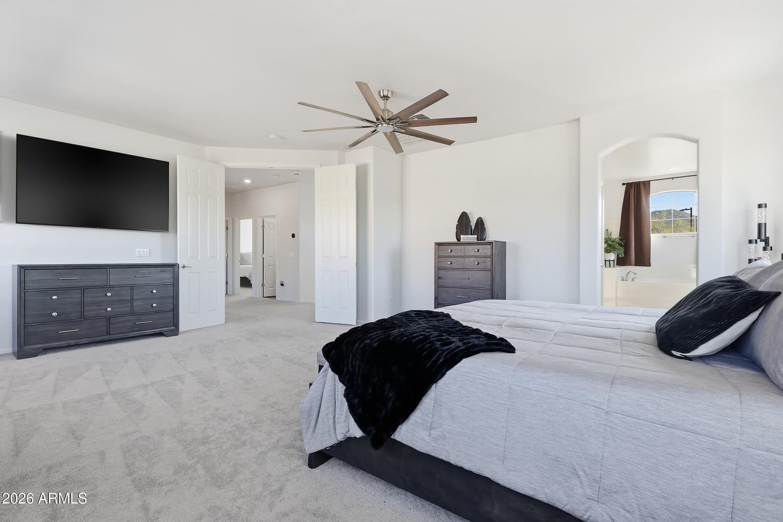 35704 N 31st Drive, Phoenix, AZ 85086 — photo 14 of 45