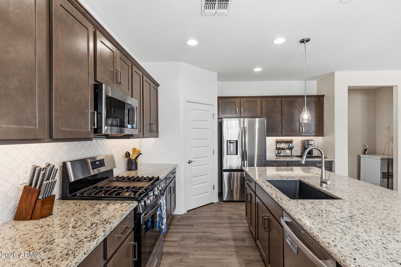 16759 W CANTERBURY Drive, Surprise, AZ 85388 — photo 10 of 54