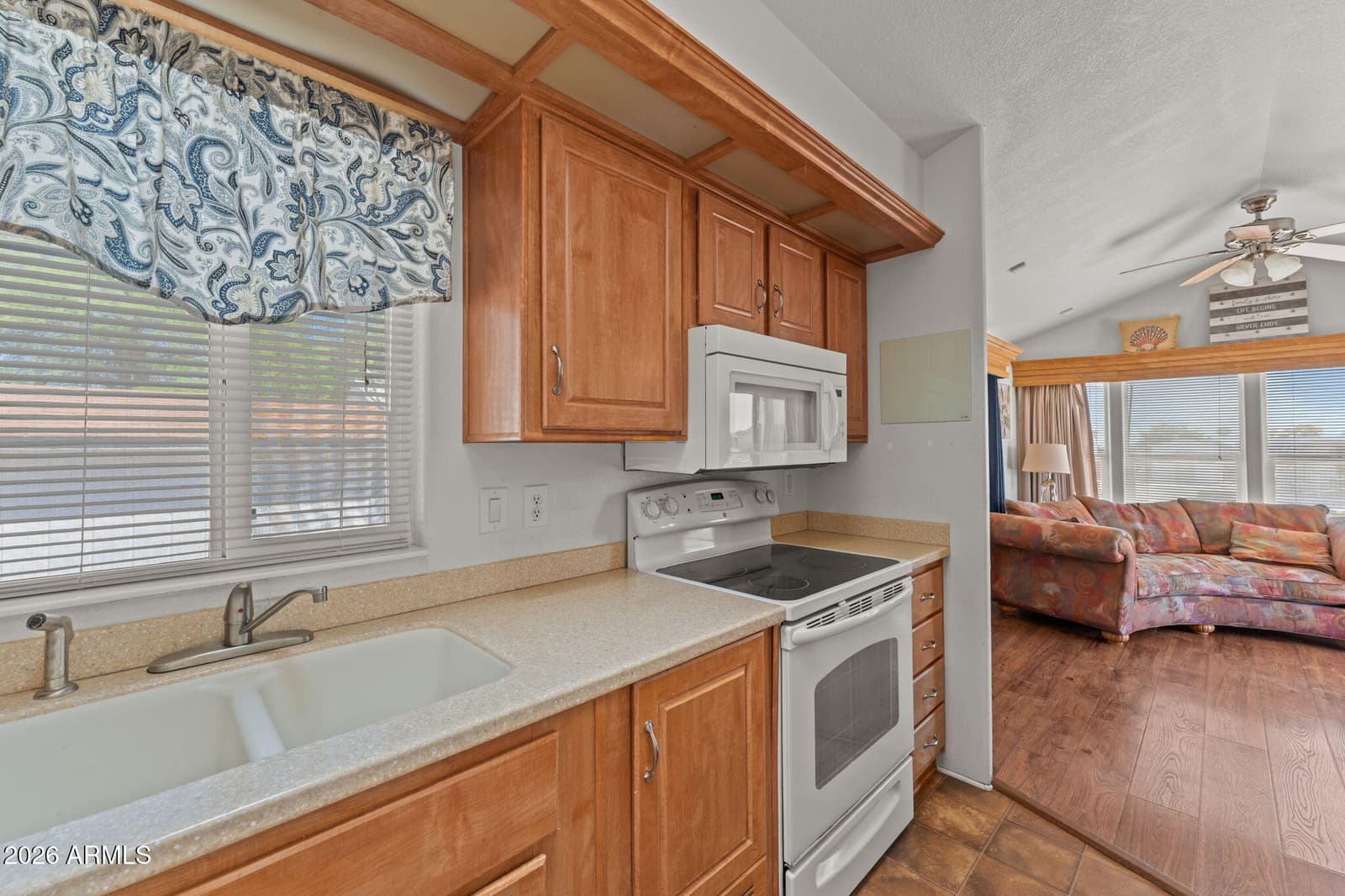 21300 W OUTLAW Drive, Congress, AZ 85332 — photo 13 of 15