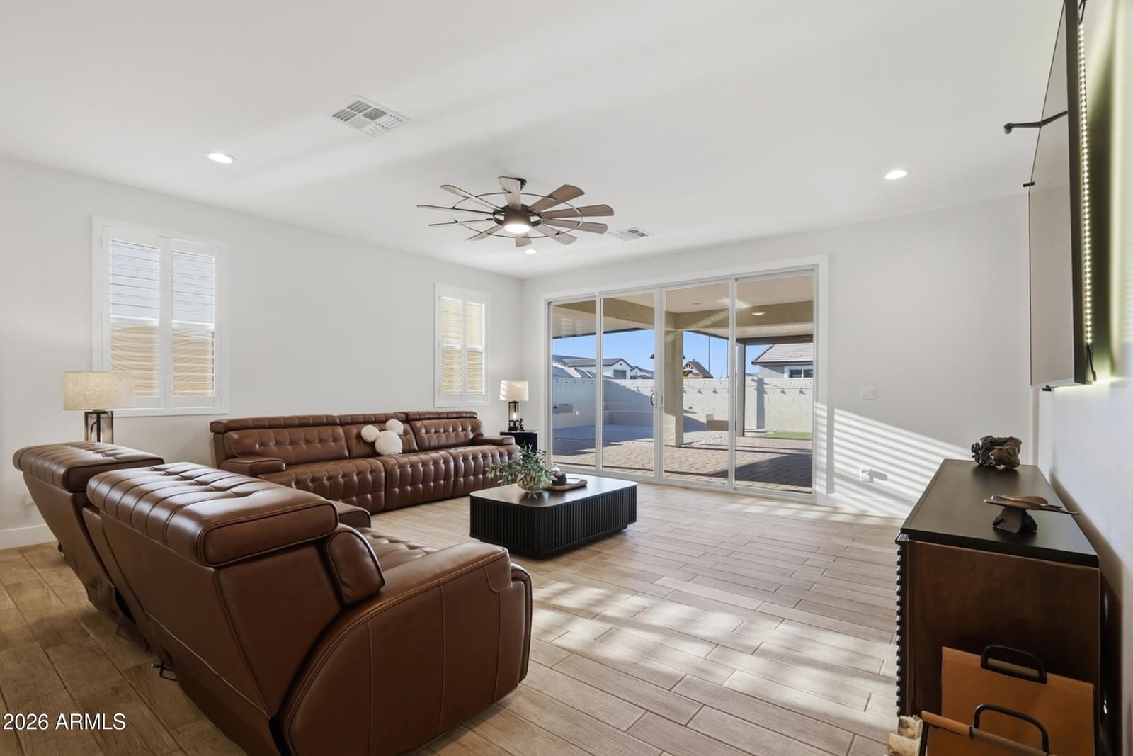 7612 W ILLINI Street, Phoenix, AZ 85043 — photo 12 of 58