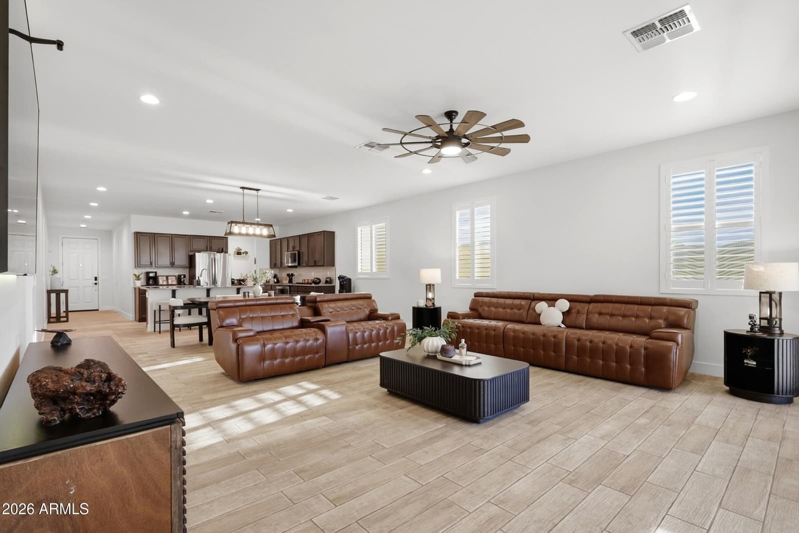 7612 W ILLINI Street, Phoenix, AZ 85043 — photo 13 of 58