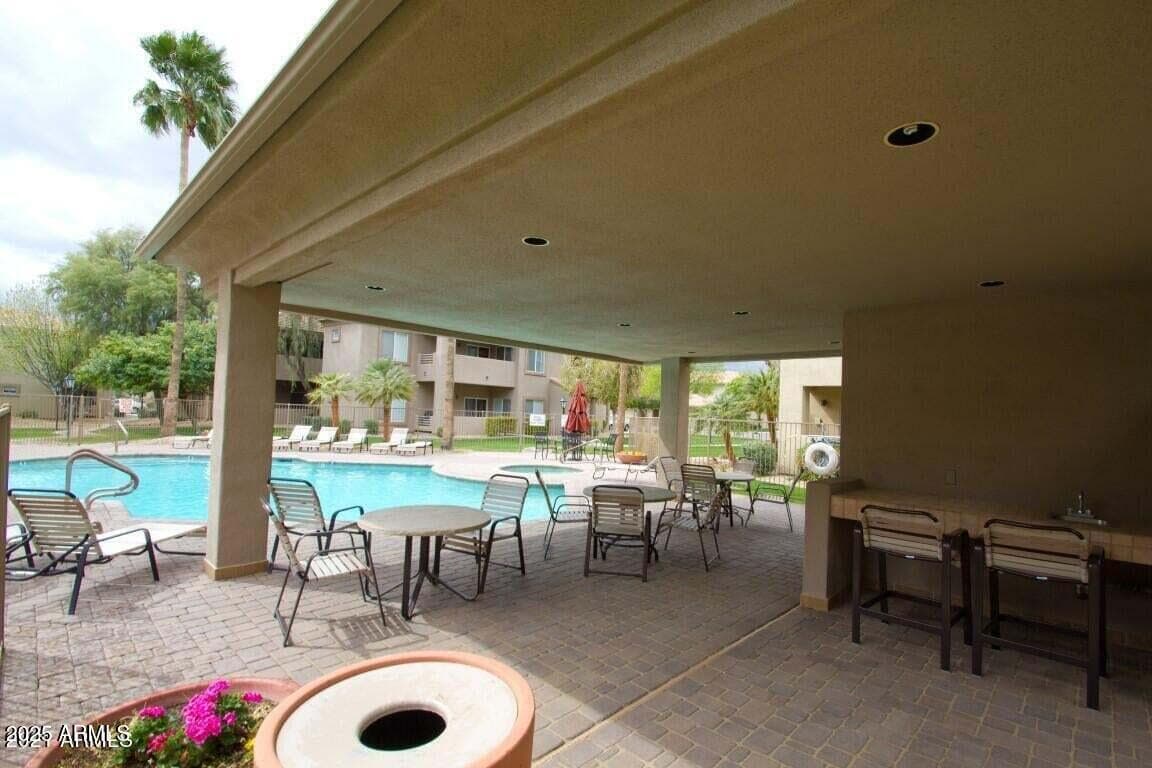 7401 W ARROWHEAD CLUBHOUSE Drive 1023, Glendale, AZ 85308 — photo 32 of 32