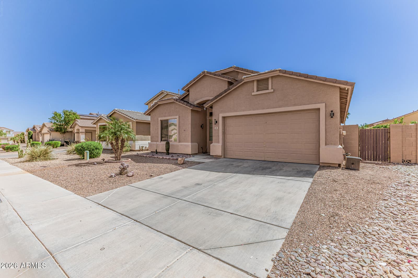 2093 W GOLDMINE MOUNTAIN Drive, San Tan Valley, AZ 85144