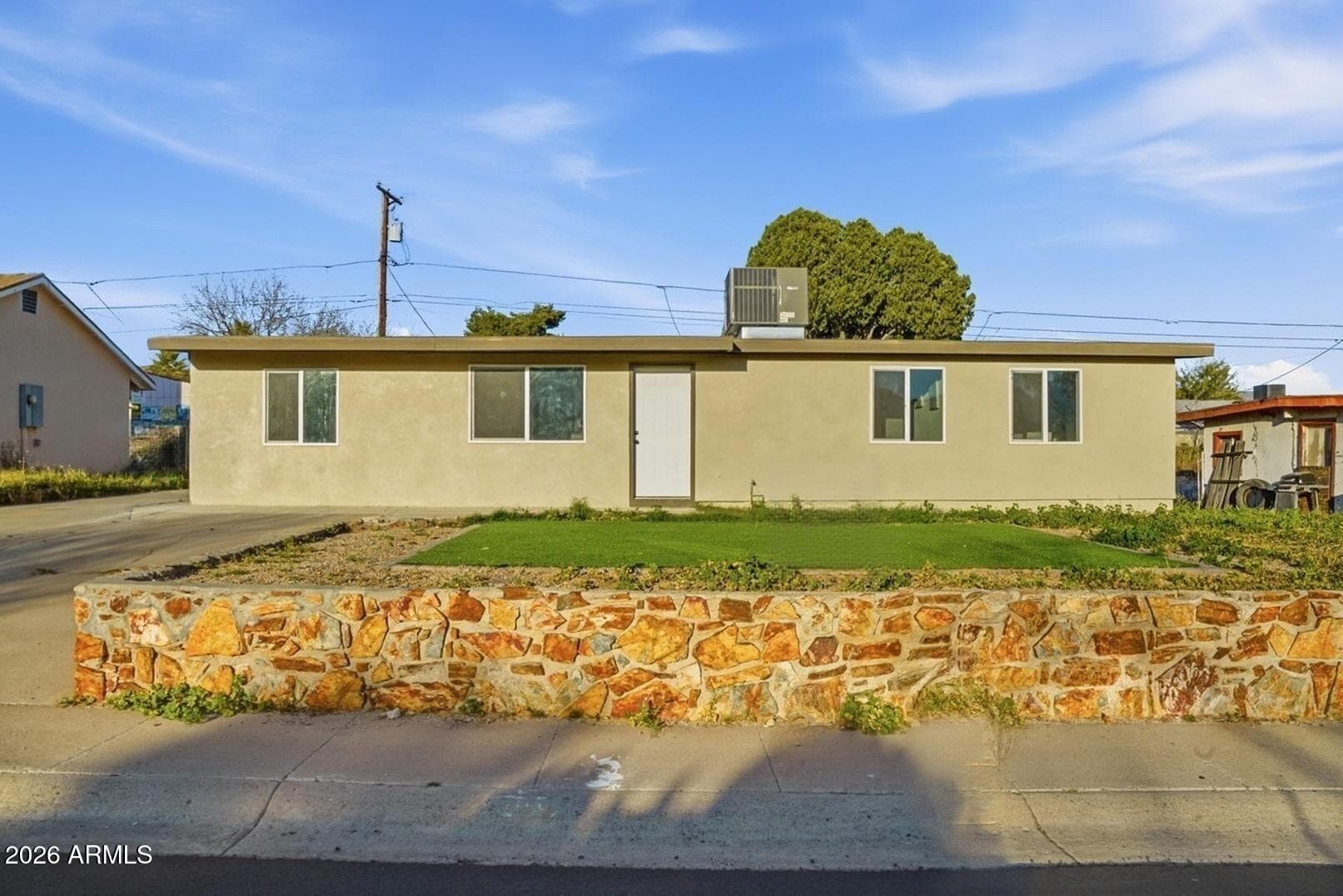408 W HARTFORD Road, Kearny, AZ 85137 — photo 1 of 26