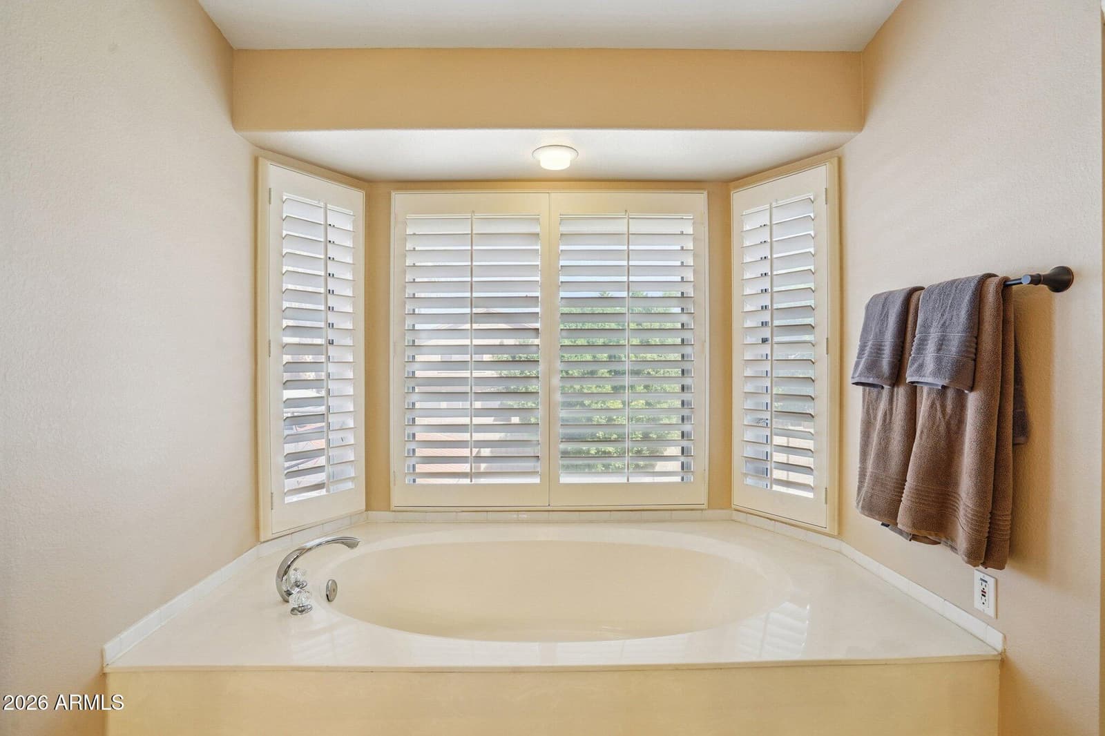 6572 W ABRAHAM Lane, Glendale, AZ 85308 — photo 18 of 29
