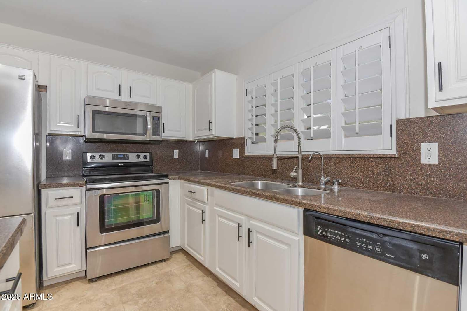 11779 W MOHAVE Street, Avondale, AZ 85323 — photo 12 of 27