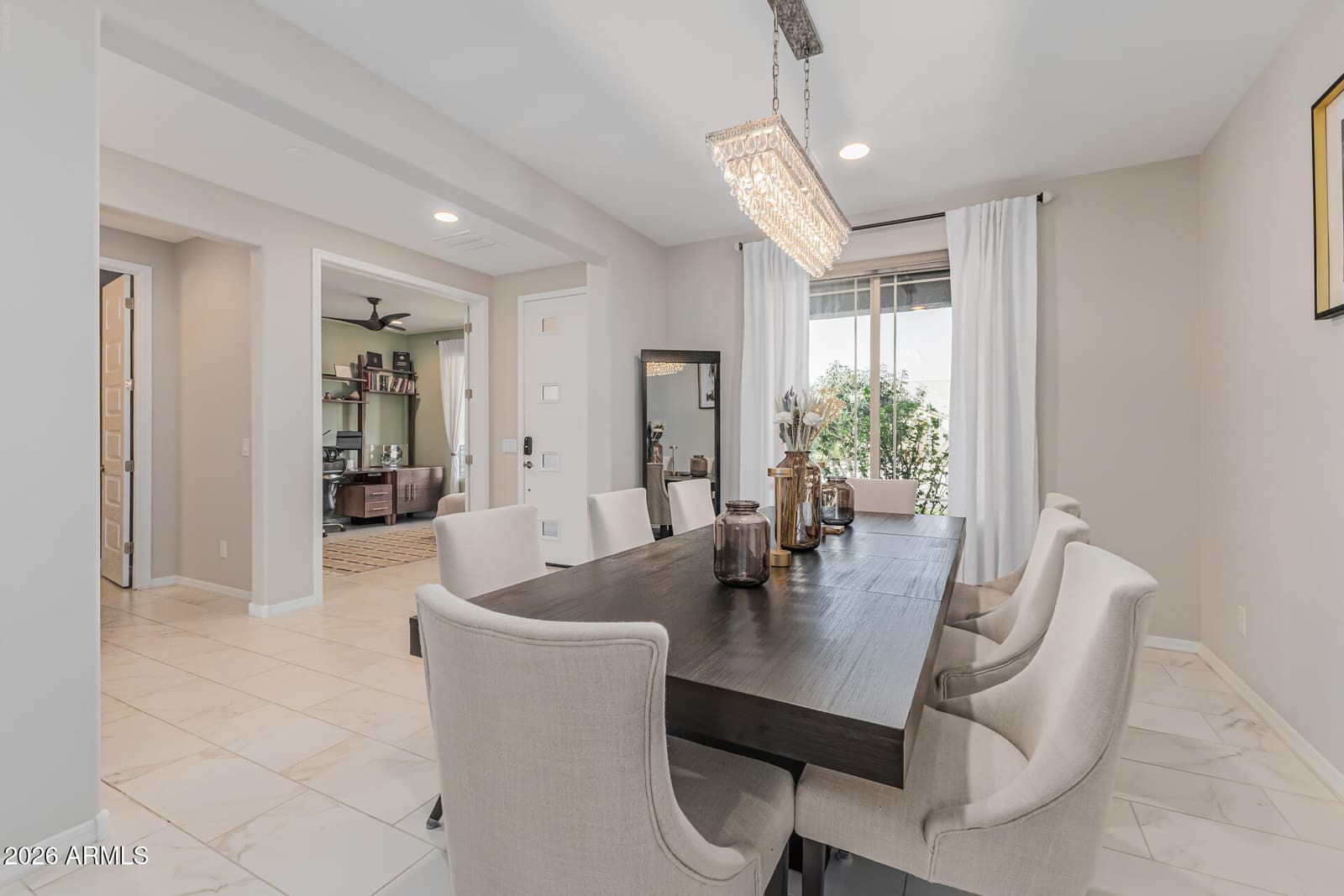 2517 E NOVAK Way, Phoenix, AZ 85042 — photo 8 of 48