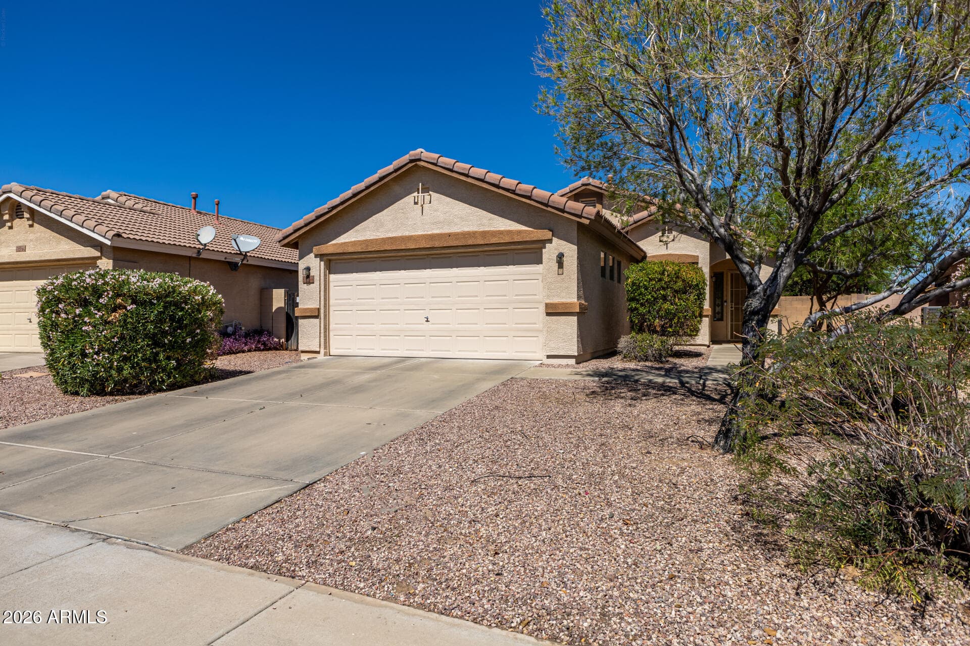 13228 W PORT AU PRINCE Lane, Surprise, AZ 85379 — photo 6 of 27