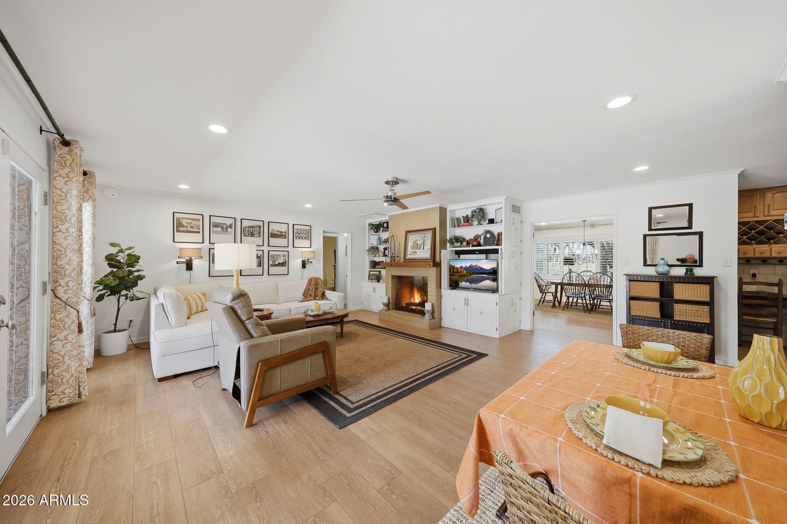 1609 W VIRGINIA Avenue, Phoenix, AZ 85007 — photo 15 of 68