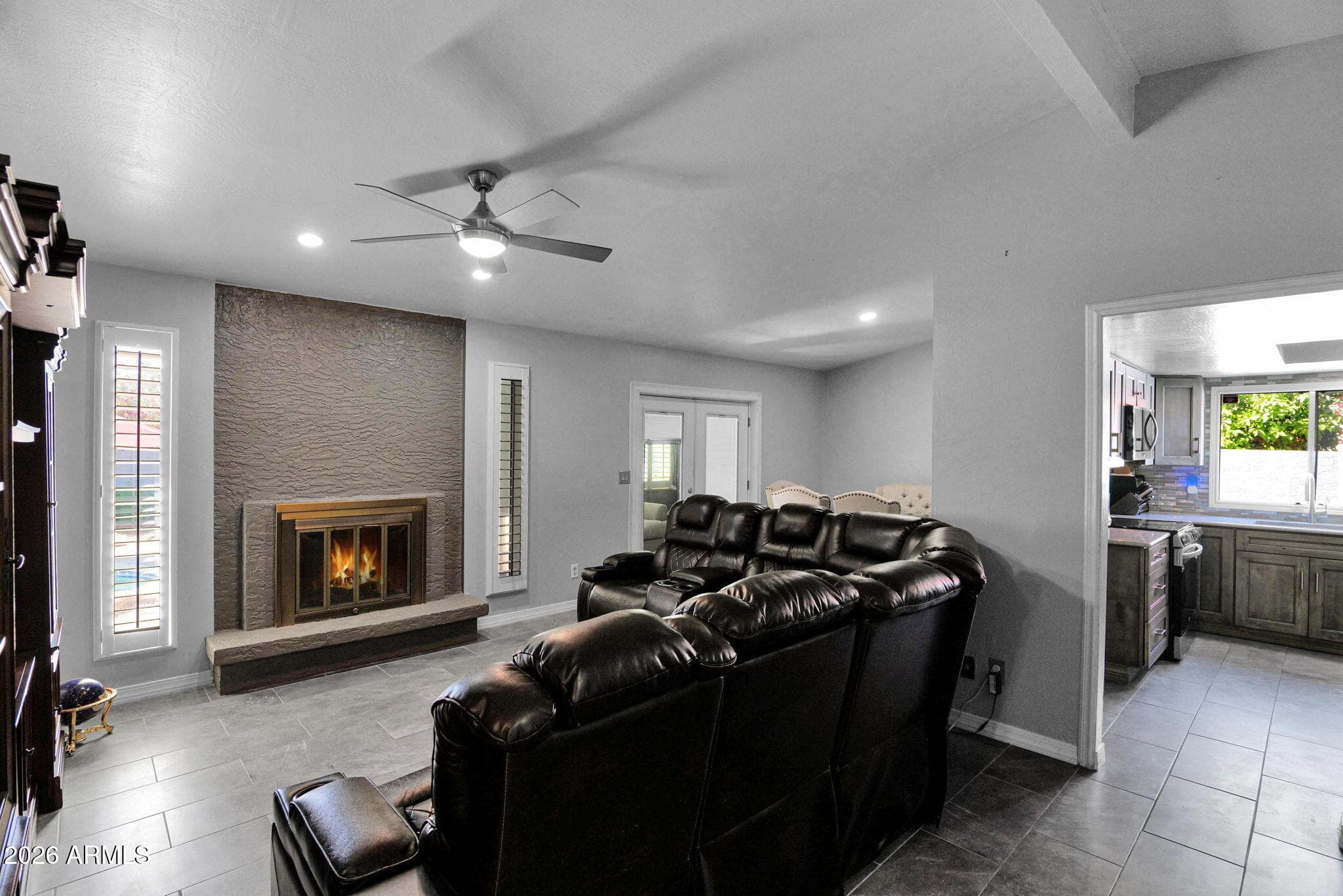 2103 W PALOMINO Drive, Chandler, AZ 85224 — photo 4 of 48