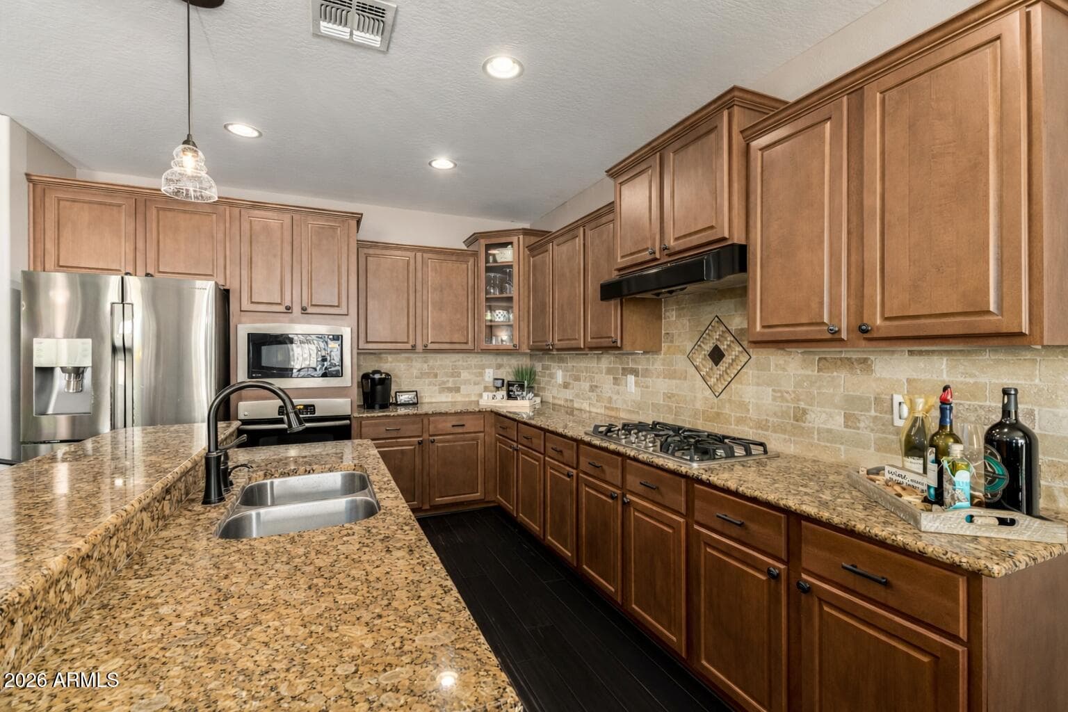 4991 S COTTON Court, Chandler, AZ 85248 — photo 10 of 40