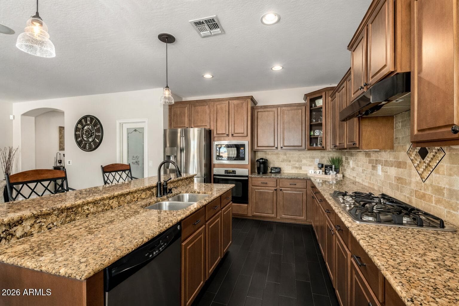 4991 S COTTON Court, Chandler, AZ 85248 — photo 11 of 40