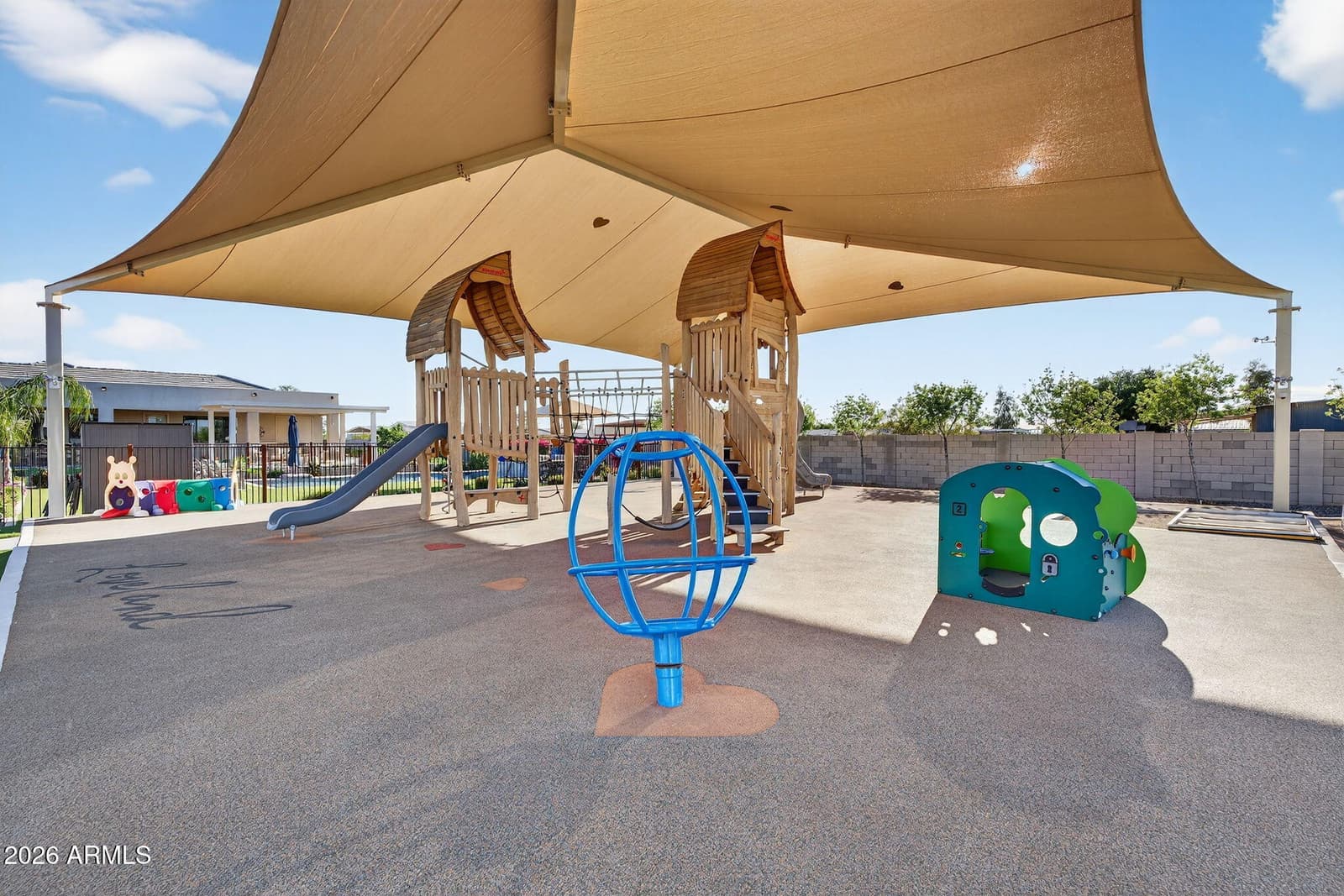 1124 E LOVELAND Lane, San Tan Valley, AZ 85140 — photo 13 of 72