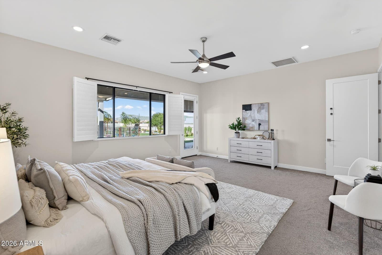 1124 E LOVELAND Lane, San Tan Valley, AZ 85140 — photo 48 of 72