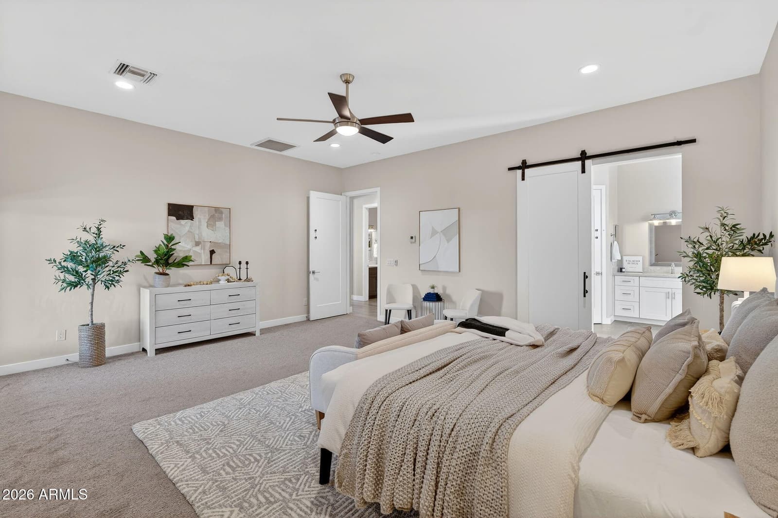 1124 E LOVELAND Lane, San Tan Valley, AZ 85140 — photo 47 of 72