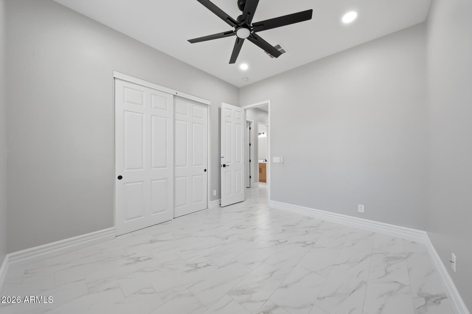8001 W SAN JUAN Avenue, Glendale, AZ 85303 — photo 10 of 55
