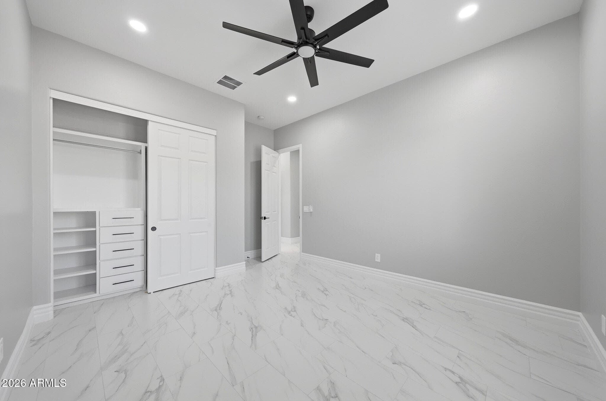 8001 W SAN JUAN Avenue, Glendale, AZ 85303 — photo 13 of 55