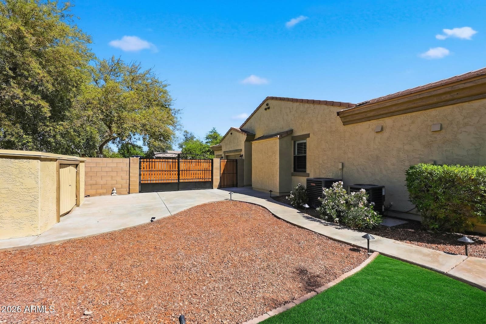 8001 W SAN JUAN Avenue, Glendale, AZ 85303 — photo 45 of 55