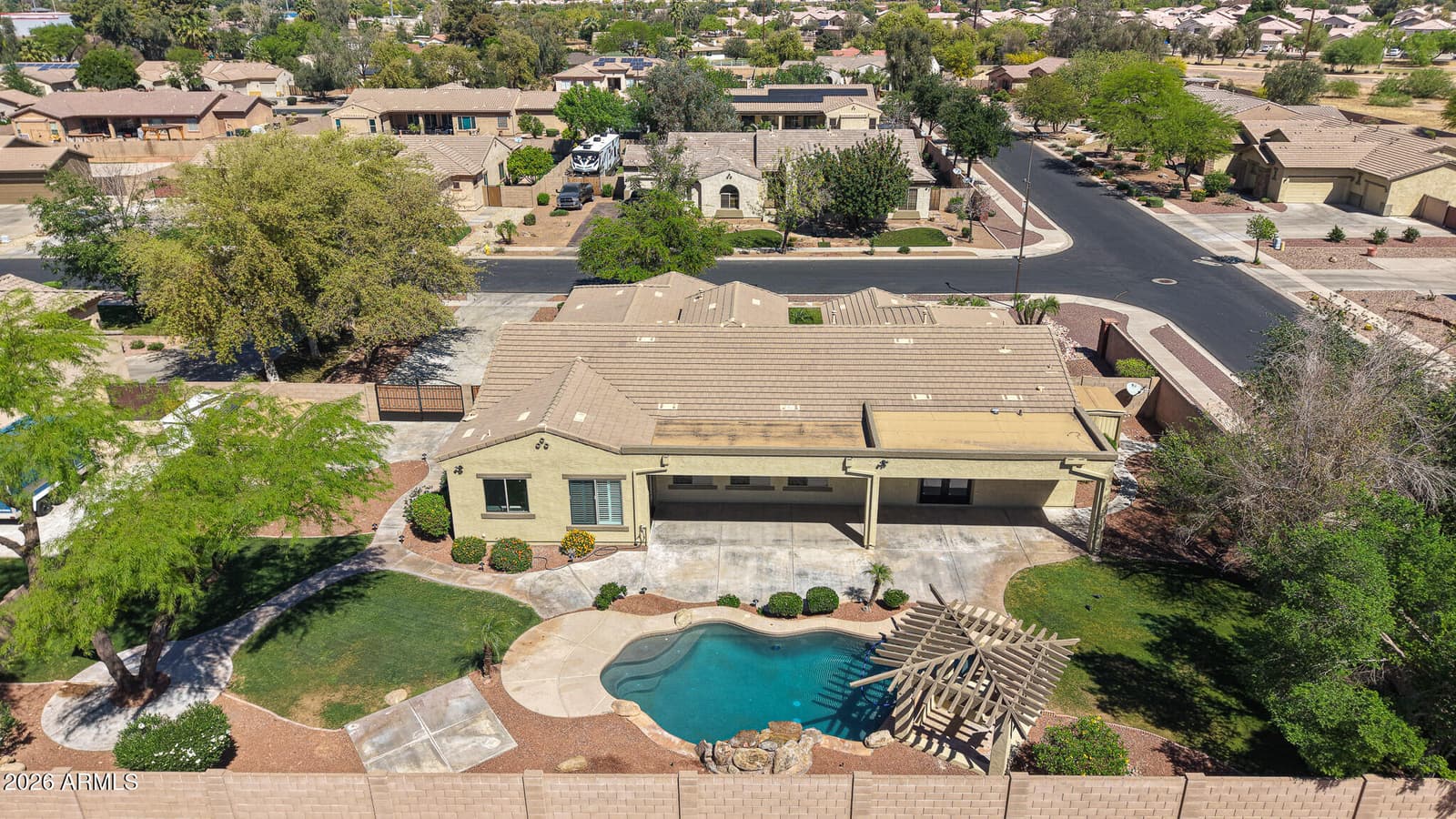 8001 W SAN JUAN Avenue, Glendale, AZ 85303 — photo 48 of 55