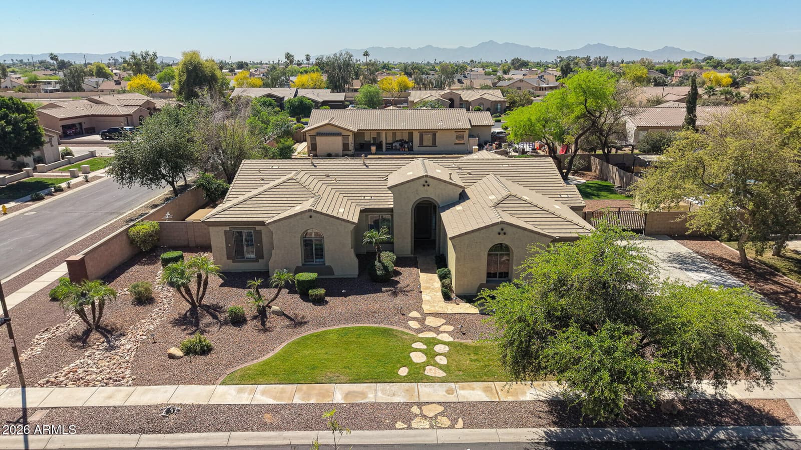 8001 W SAN JUAN Avenue, Glendale, AZ 85303 — photo 50 of 55