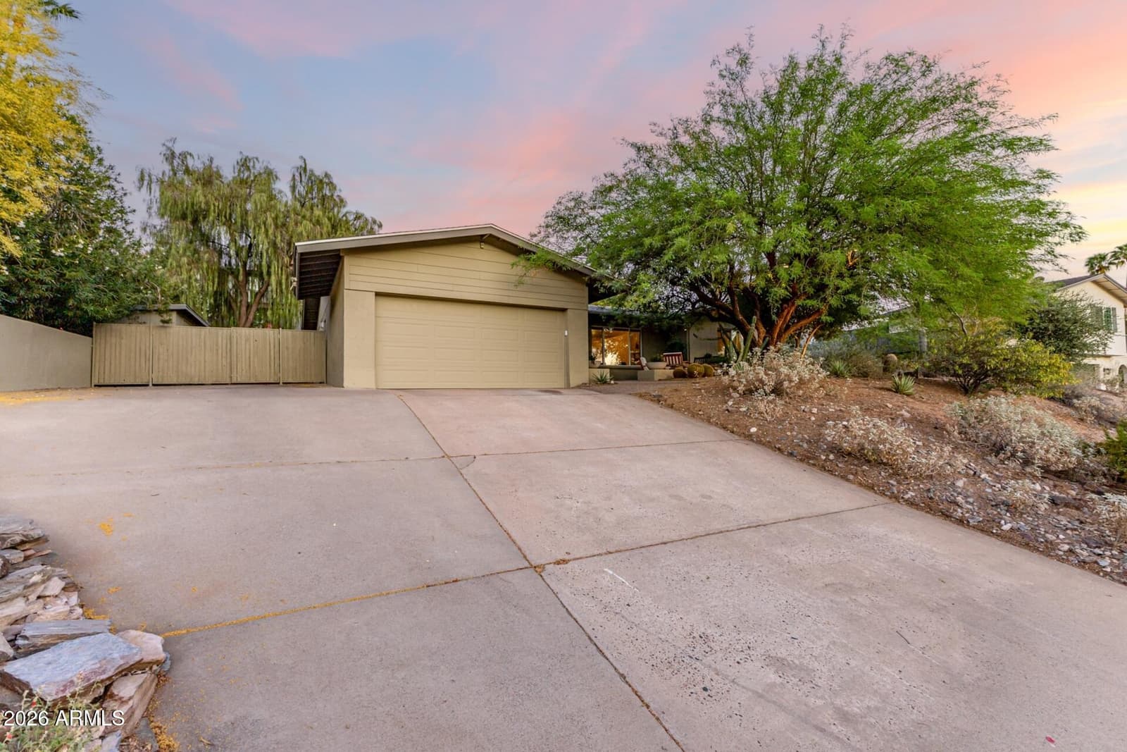 7657 N 22nd Street, Phoenix, AZ 85020 — photo 4 of 75
