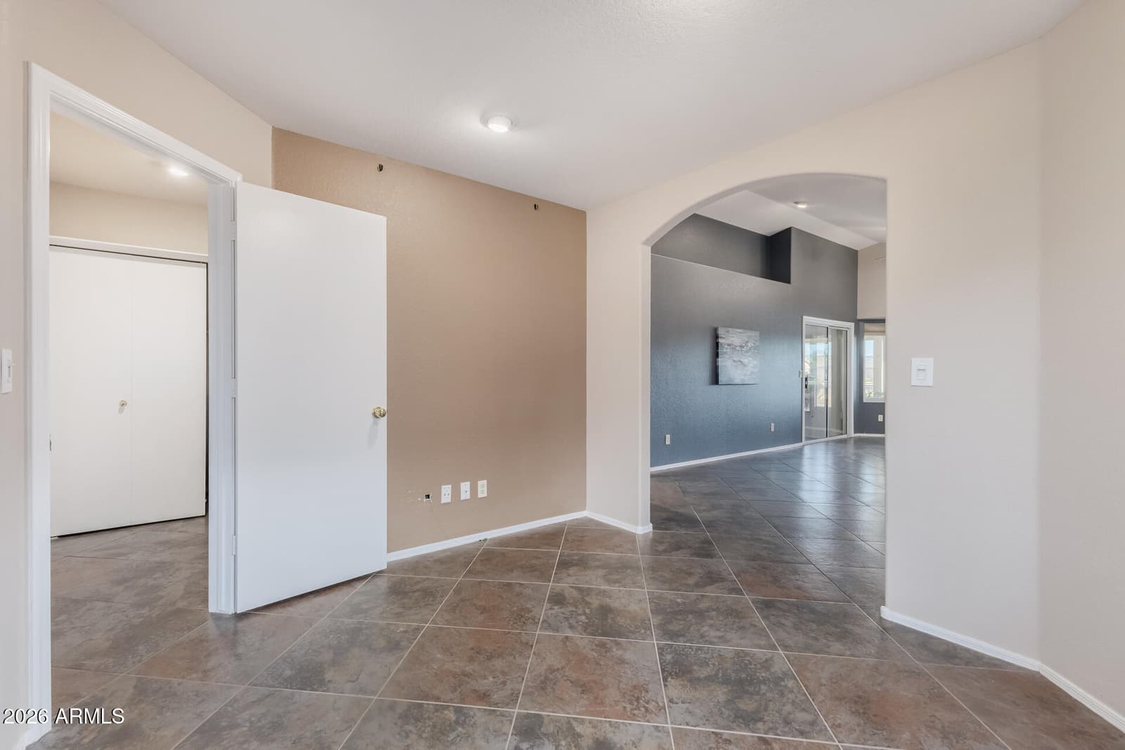 10633 W RUNION Drive, Peoria, AZ 85382 — photo 21 of 30