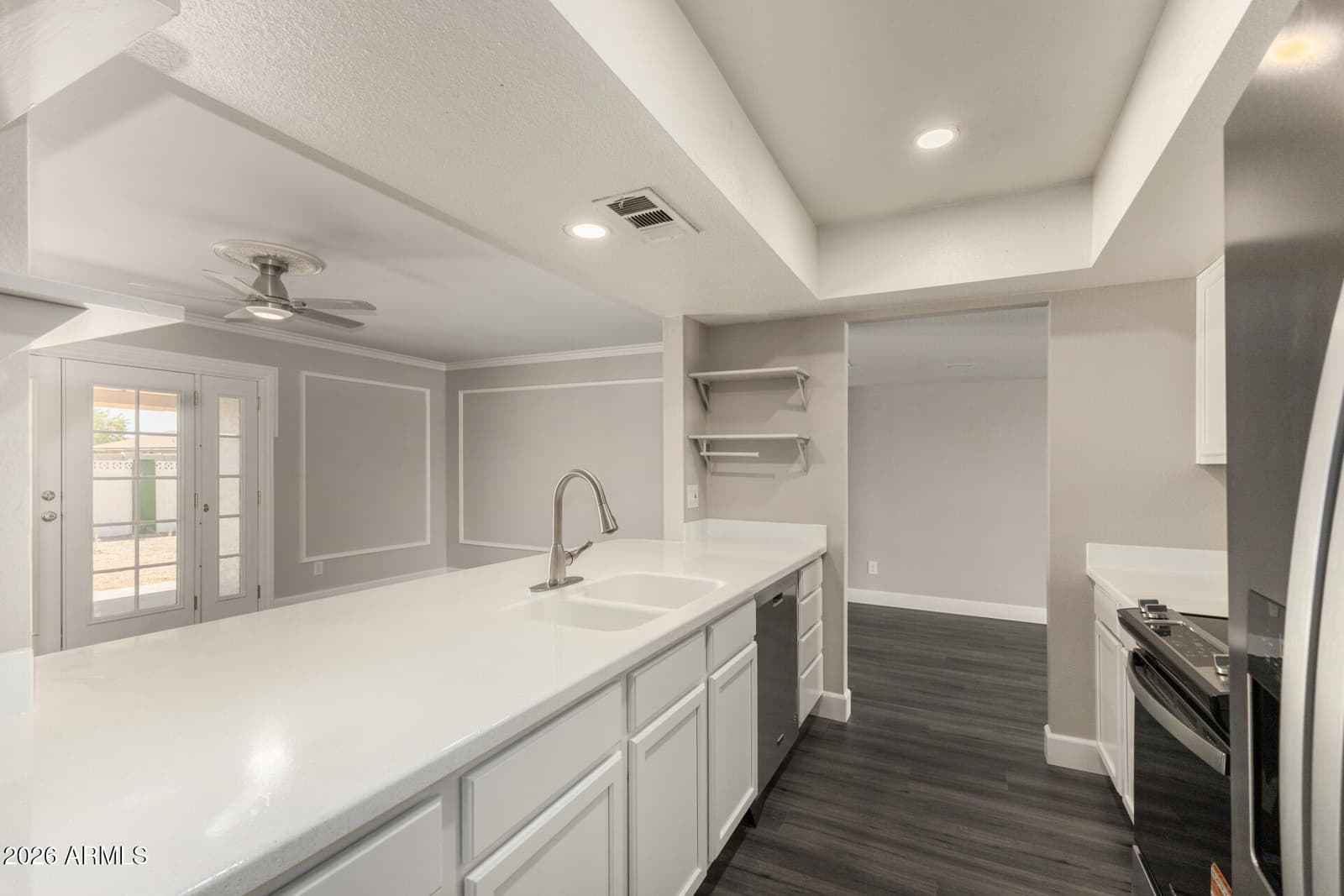 3349 W CROCUS Drive, Phoenix, AZ 85053 — photo 11 of 30