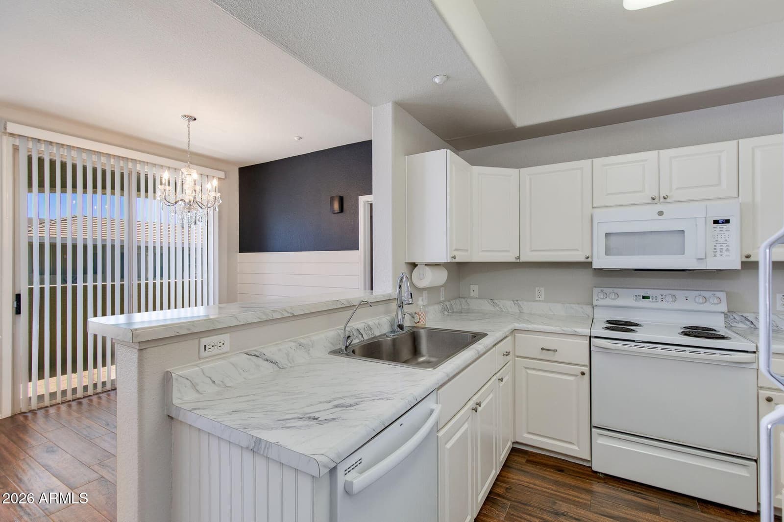 5303 N 7TH Street 215, Phoenix, AZ 85014 — photo 12 of 29