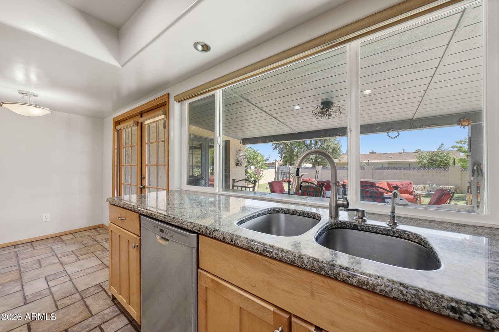9037 N ARROYA GRANDE Drive, Phoenix, AZ 85028 — photo 21 of 41