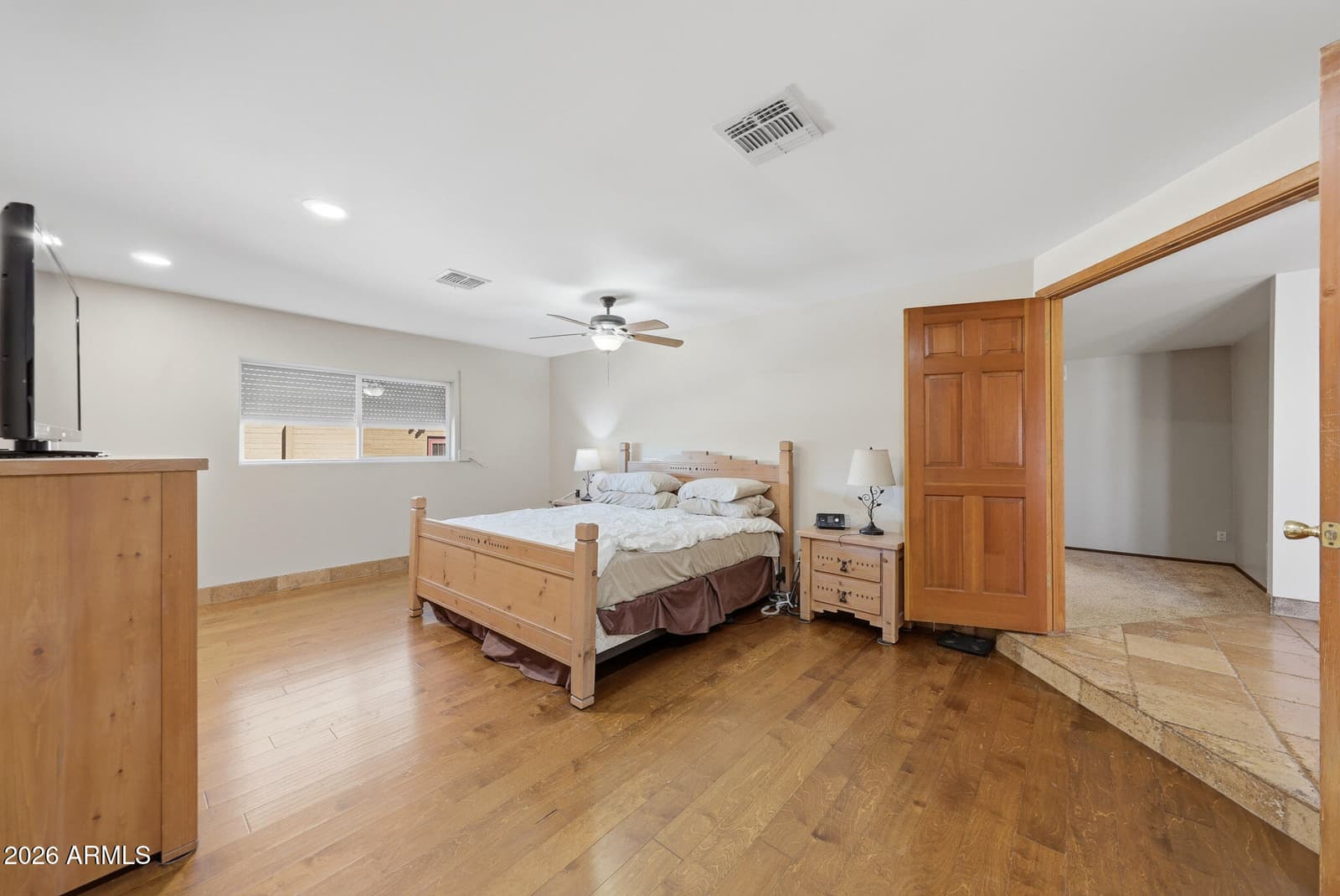 9037 N ARROYA GRANDE Drive, Phoenix, AZ 85028 — photo 14 of 41