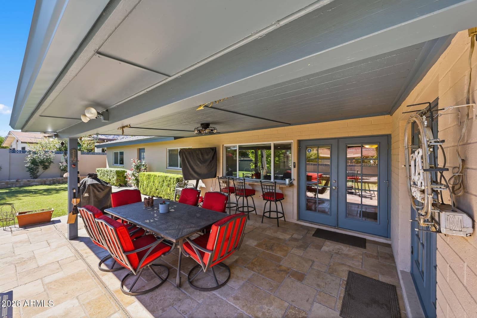9037 N ARROYA GRANDE Drive, Phoenix, AZ 85028 — photo 9 of 41