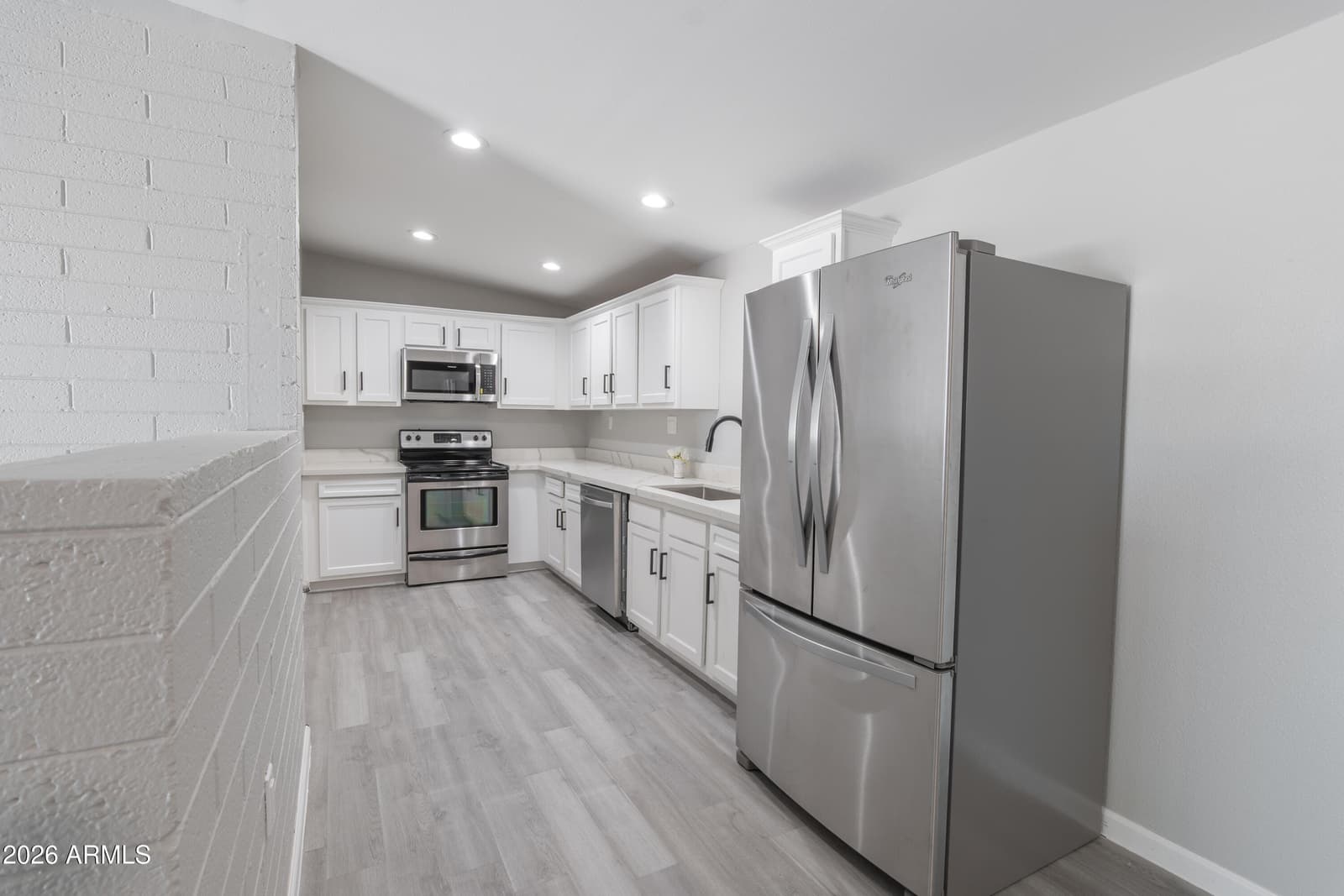 4230 N 49TH Drive, Phoenix, AZ 85031 — photo 14 of 37