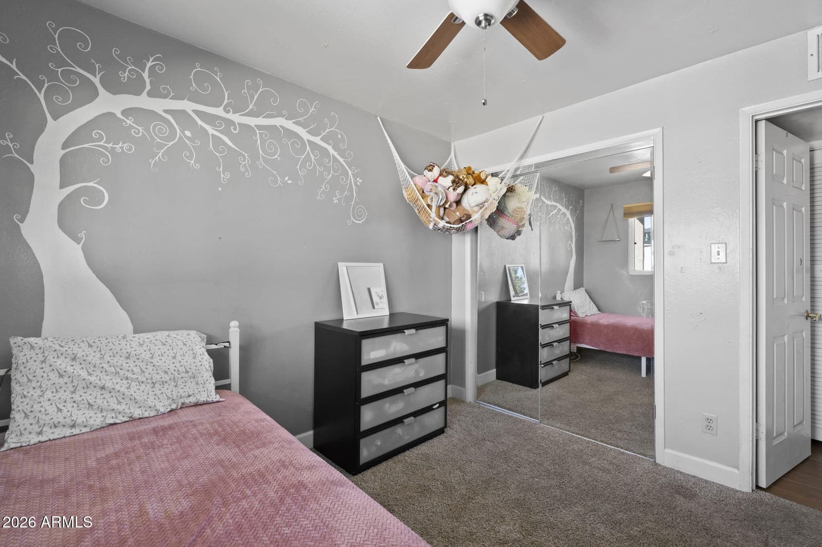 418 E ORCHID Lane, Phoenix, AZ 85020 — photo 23 of 33