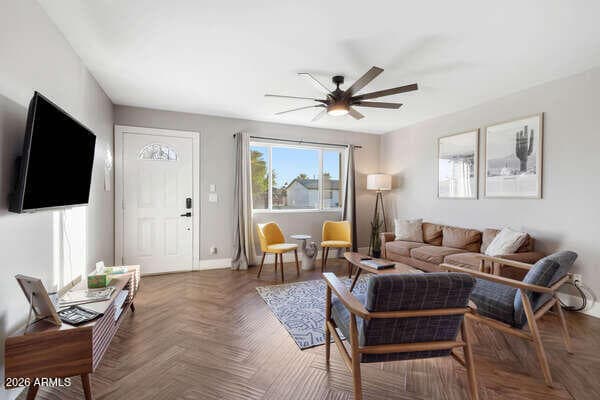 7418 E FILLMORE Street, Scottsdale, AZ 85257 — photo 9 of 34