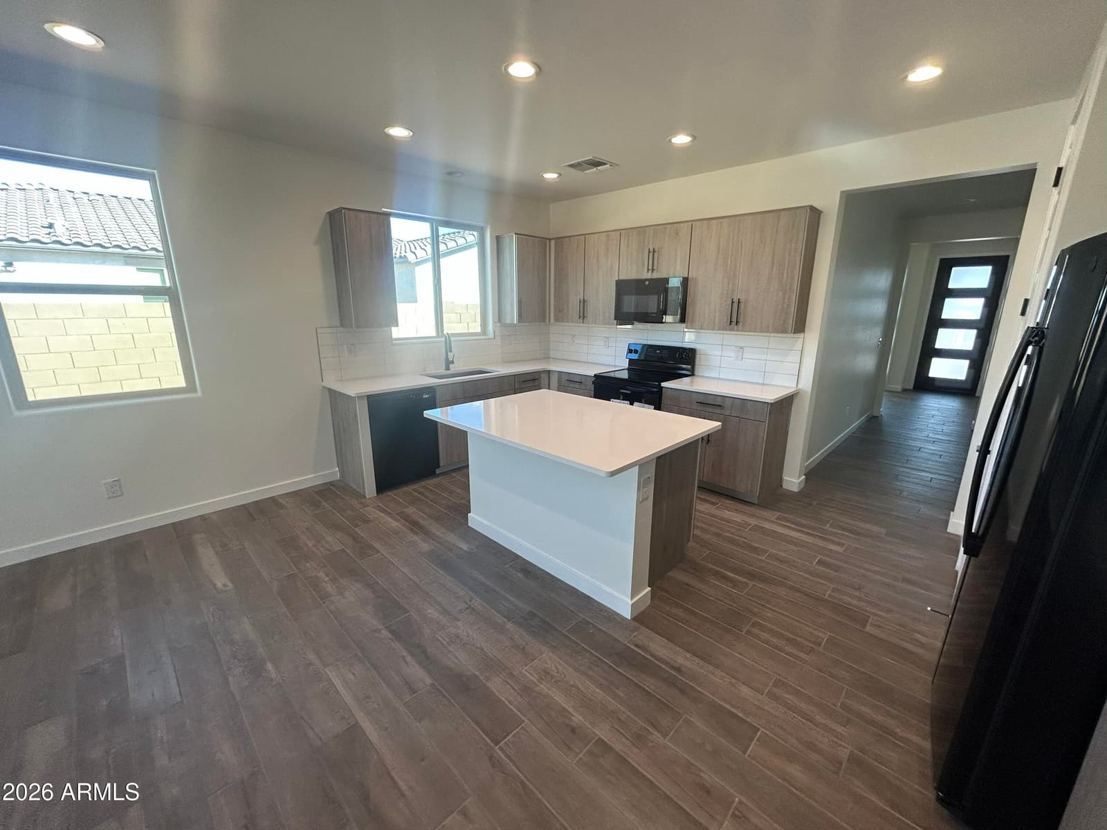 1626 E EVELYN Street, Casa Grande, AZ 85122 — photo 4 of 39