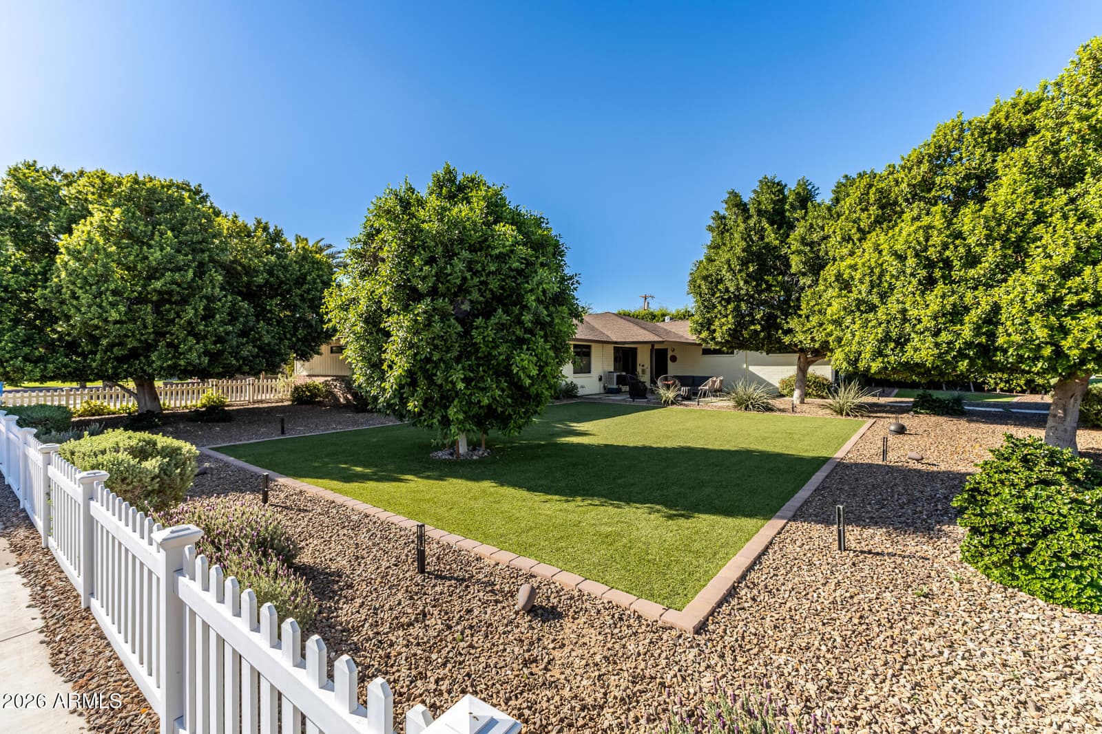 2602 N 20TH Avenue, Phoenix, AZ 85009 — photo 10 of 60