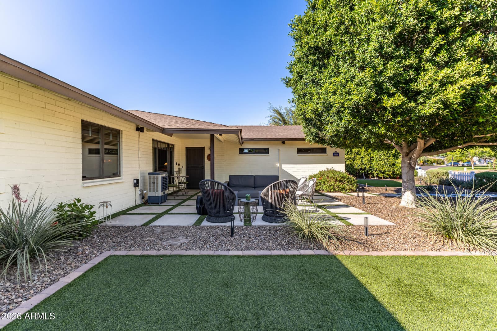 2602 N 20TH Avenue, Phoenix, AZ 85009 — photo 12 of 60