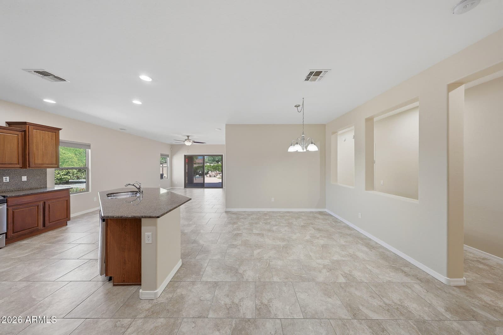 4607 S HASSETT Circle, Mesa, AZ 85212 — photo 13 of 42