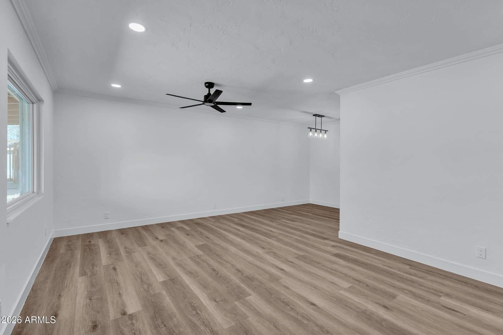 4311 N 11TH Place, Phoenix, AZ 85014 — photo 9 of 24