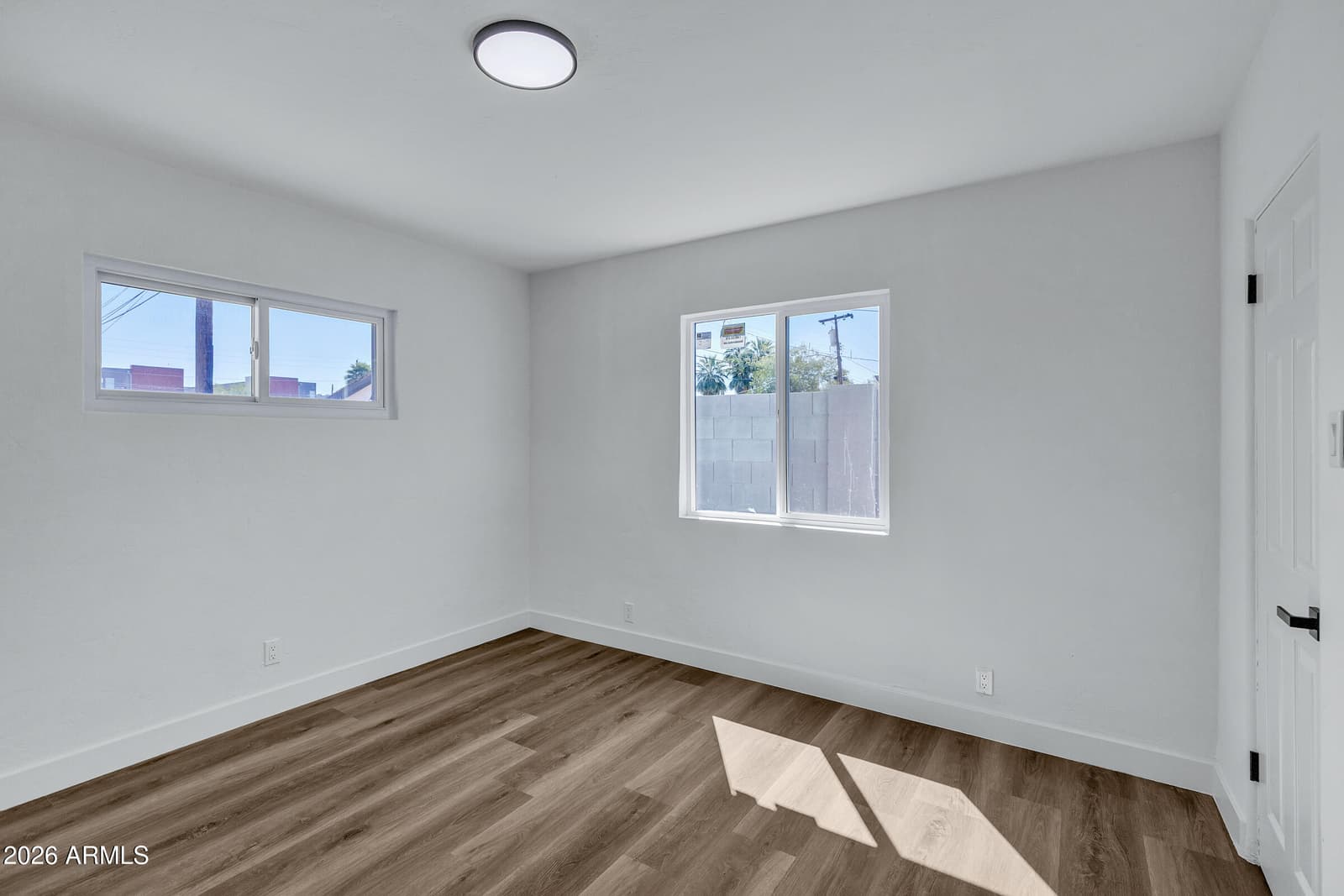 4311 N 11TH Place, Phoenix, AZ 85014 — photo 13 of 24
