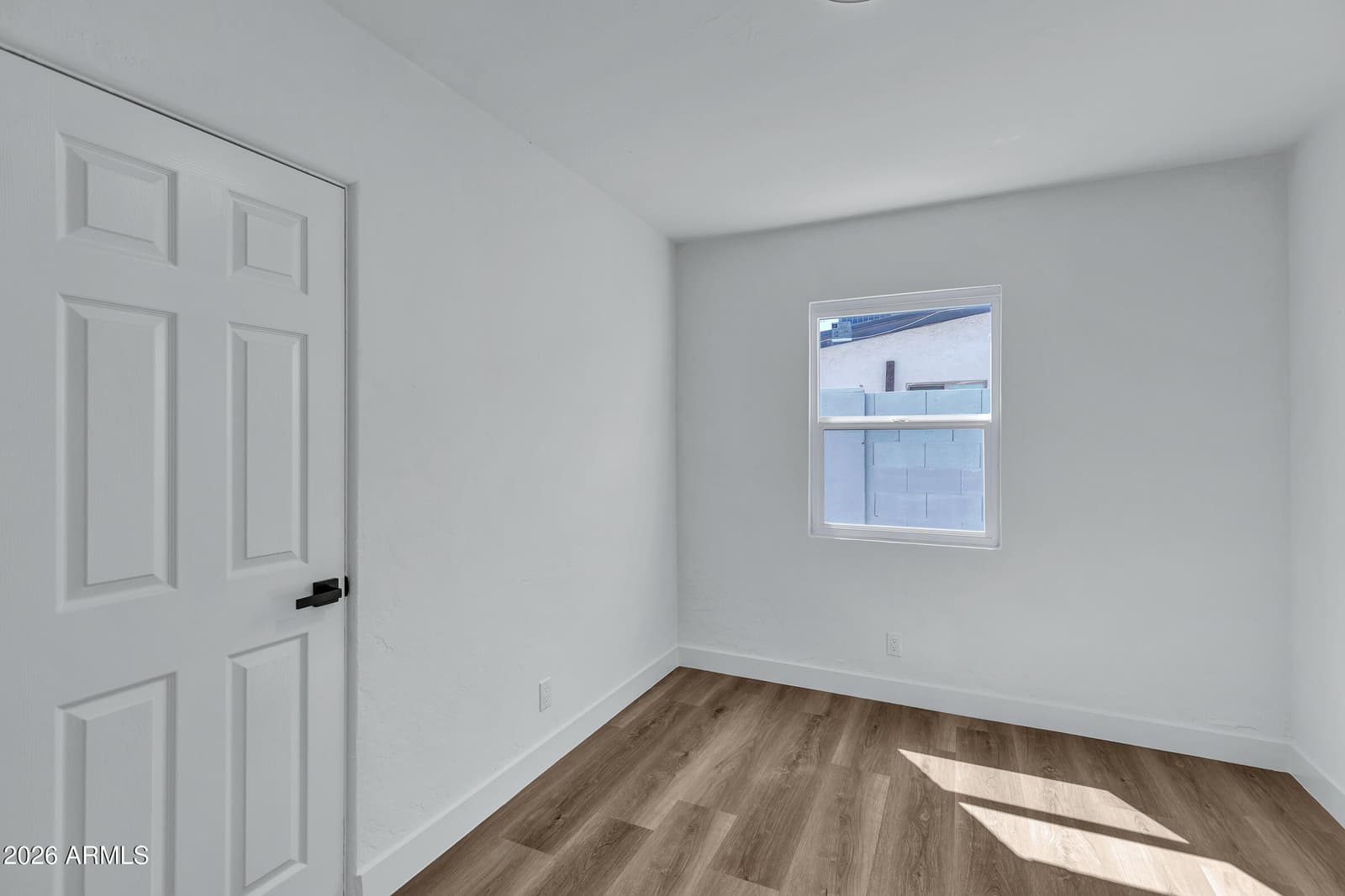 4311 N 11TH Place, Phoenix, AZ 85014 — photo 14 of 24