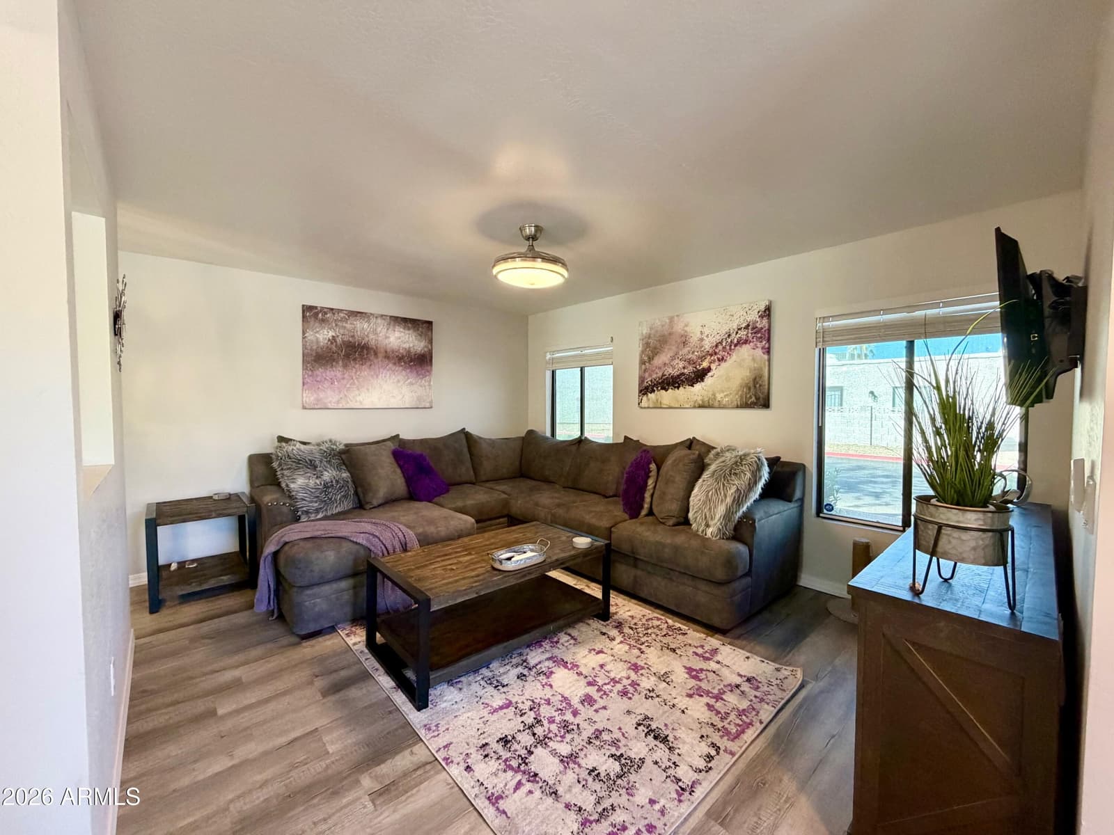 16063 N 26TH Avenue, Phoenix, AZ 85023 — photo 2 of 31