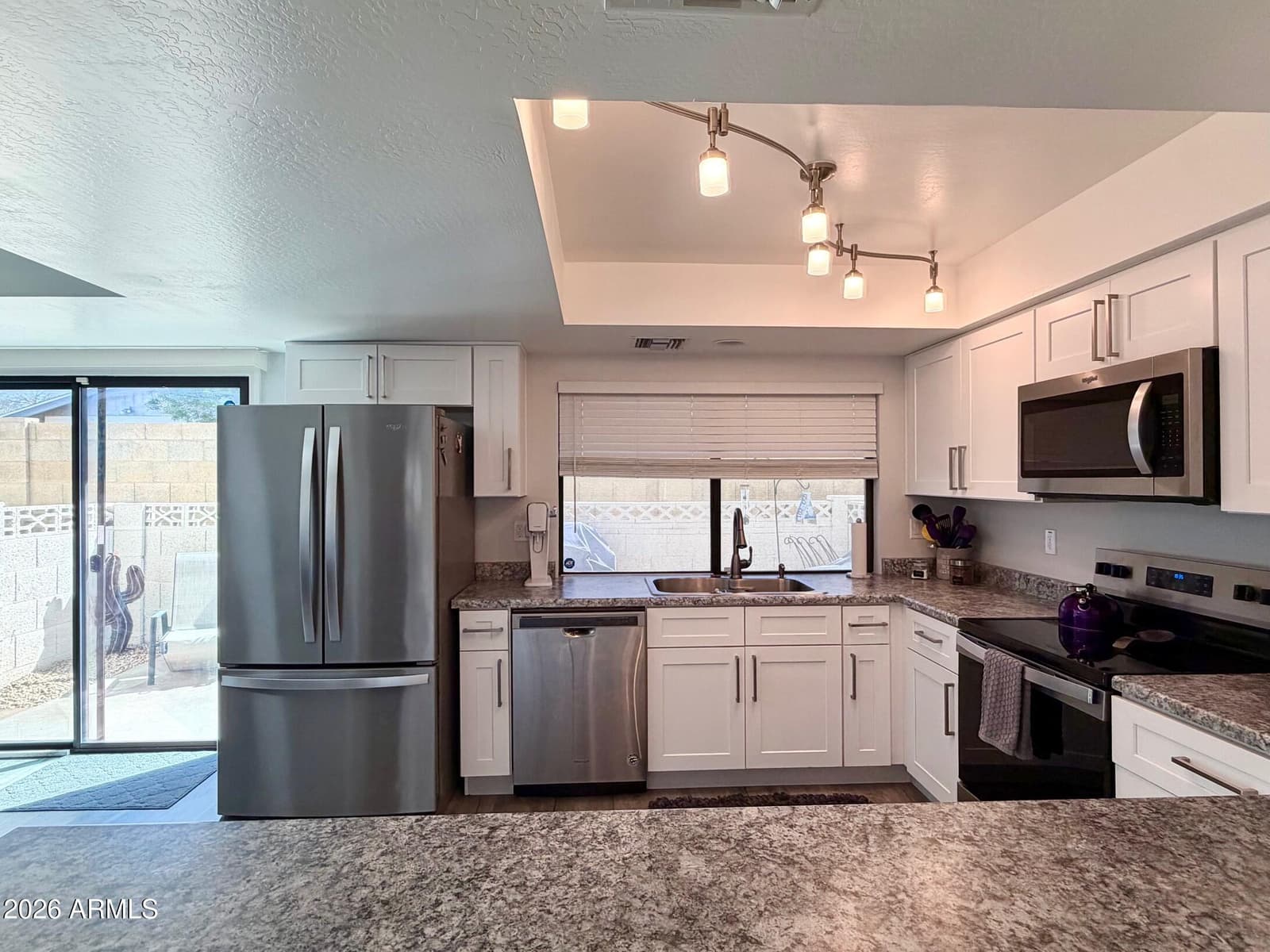 16063 N 26TH Avenue, Phoenix, AZ 85023 — photo 11 of 31