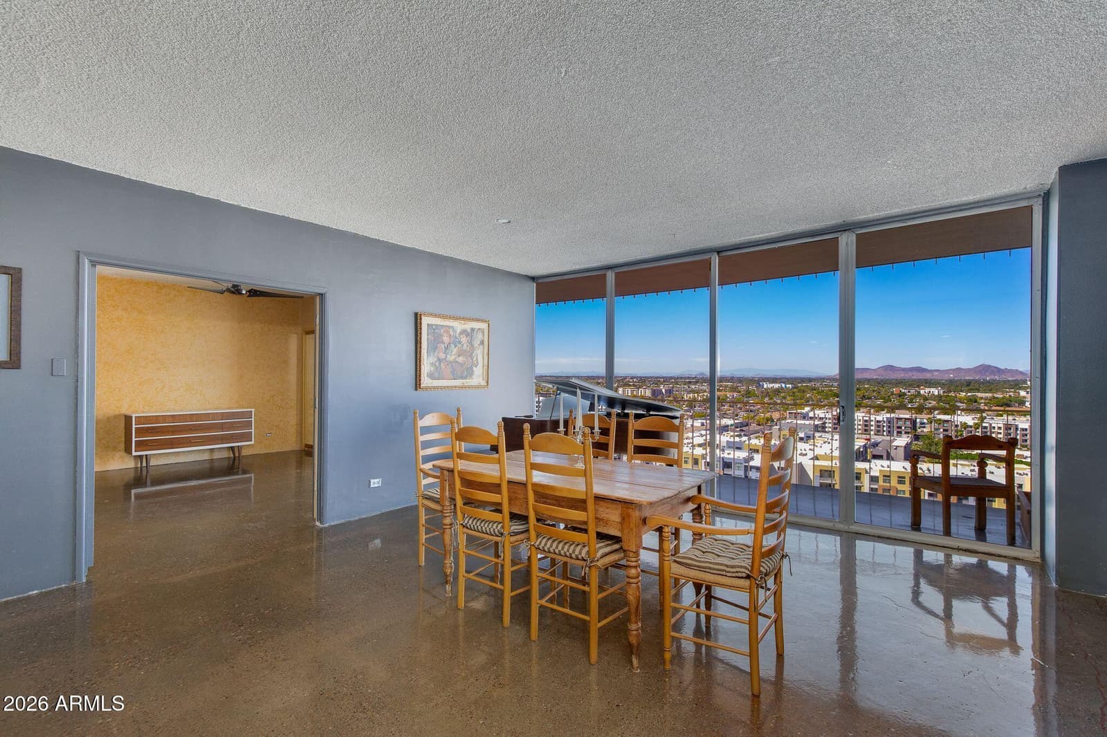 207 W CLARENDON Avenue 16E, Phoenix, AZ 85013 — photo 6 of 22