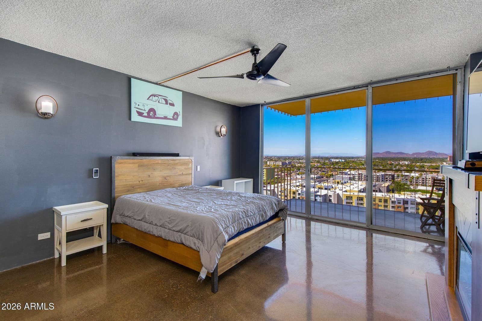 207 W CLARENDON Avenue 16E, Phoenix, AZ 85013 — photo 8 of 22