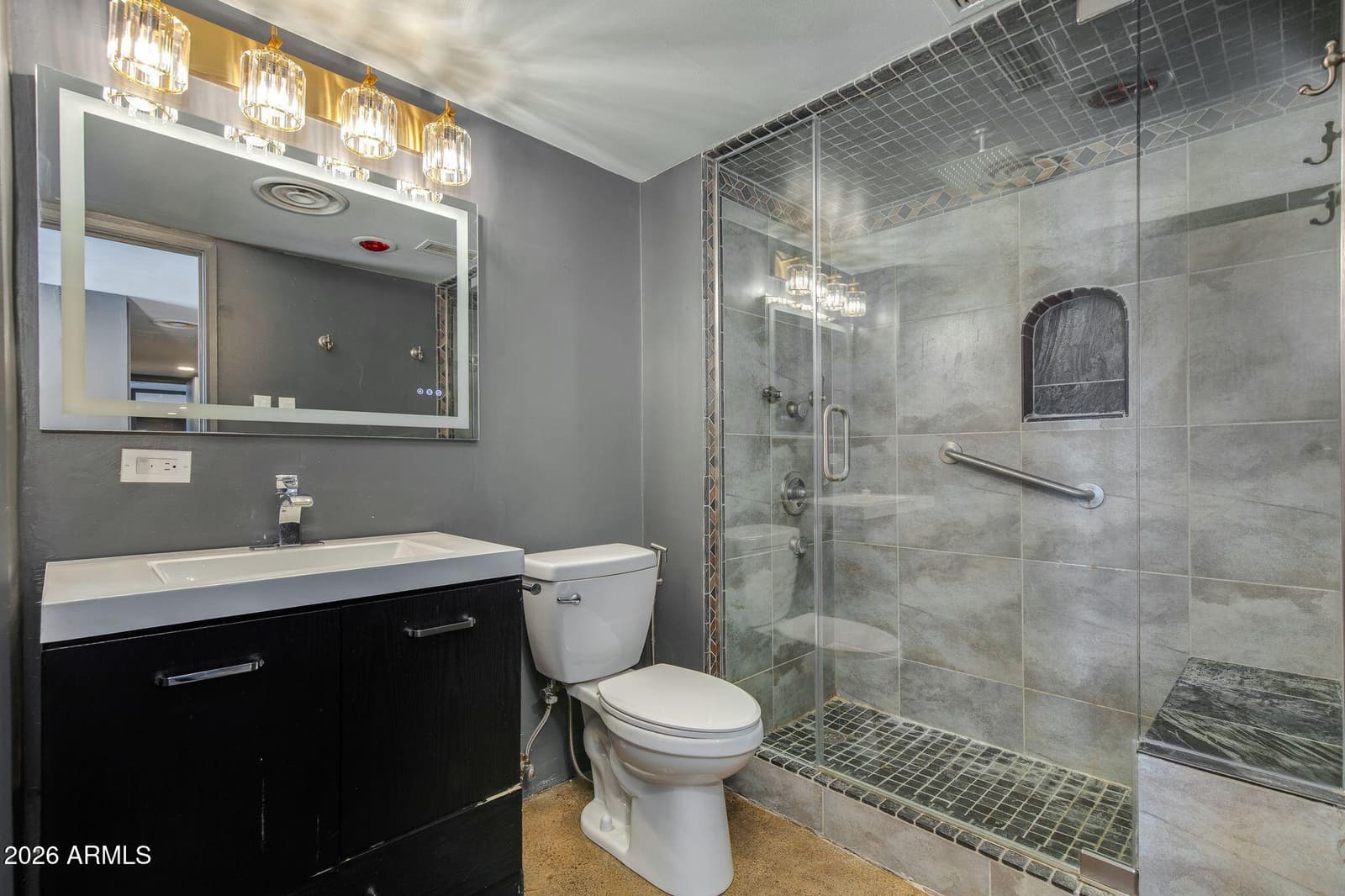 207 W CLARENDON Avenue 16E, Phoenix, AZ 85013 — photo 11 of 22