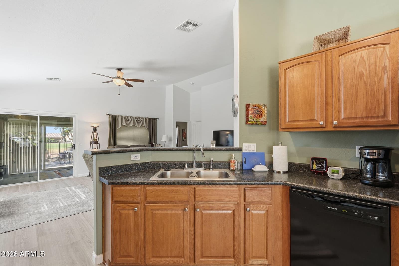 2386 E ANTIGUA Drive, Casa Grande, AZ 85194 — photo 10 of 34